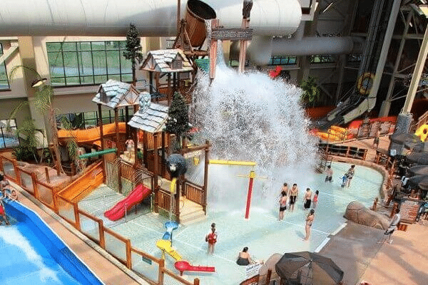 family-friendly hotels in the Great Smoky Mountains, Wilderness at the Smokies is a huge indoor waterpark with excellent rooms for families and a million things to do.